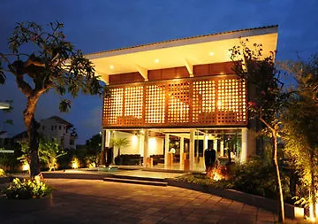 Silq Private Residence contacts